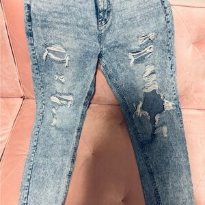 Refuge Light Blue Distressed Skinny Jeans